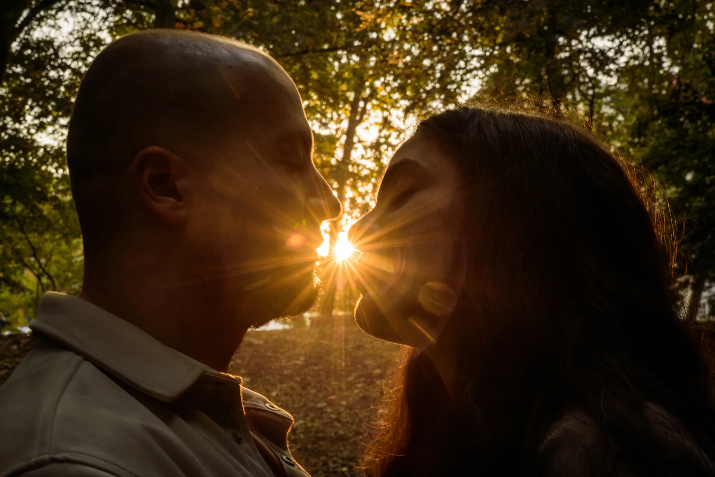 Alexandra & Rareș, couples in Sibiu – photograph by Chris Stoica – photo 5 of 9