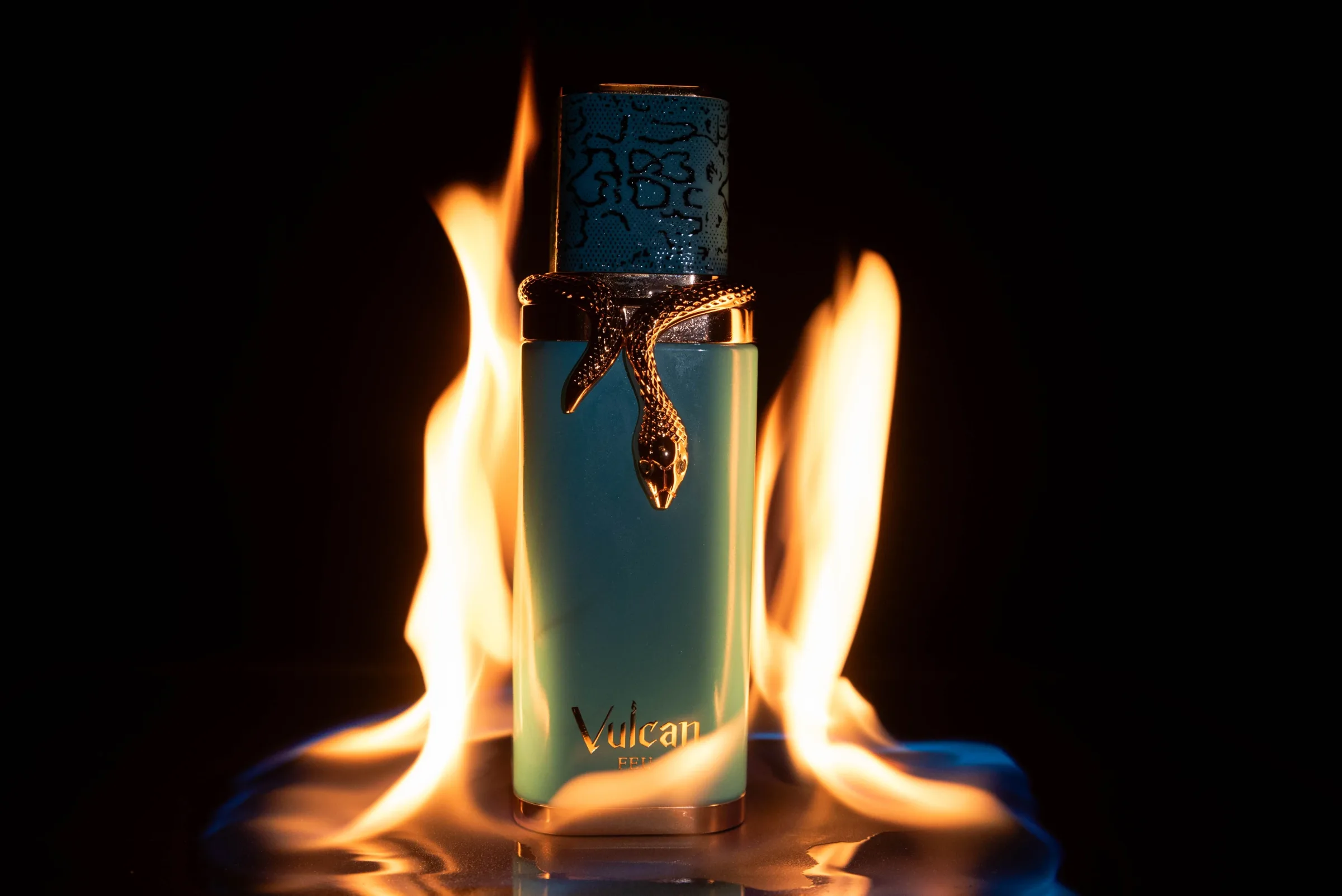 Perfumes in Light, product Photography – photograph by Chris Stoica – photo 4 of 6